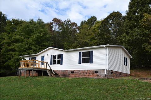 151 River Breeze Drive sold home in River Breeze, Morganton, NC