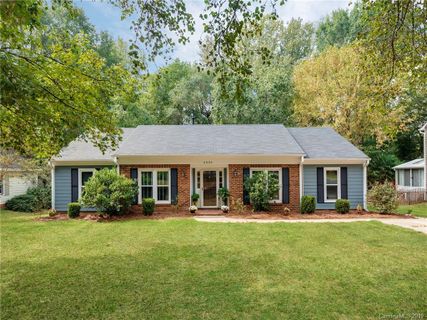 6000 Carmel Station Avenue