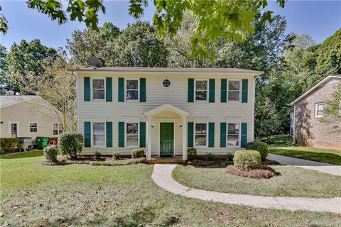 8927 Rittenhouse Circle