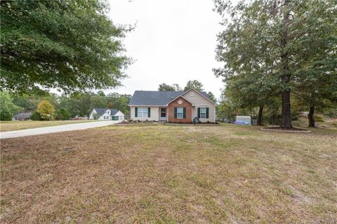 3025 Chinaberry Drive