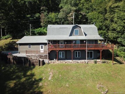 872 Cabin Ridge Road sold home in Higher Ground Gardens, Cullowhee, NC