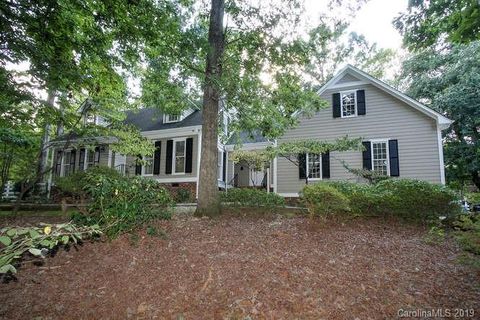 6118 Lake Providence Lane