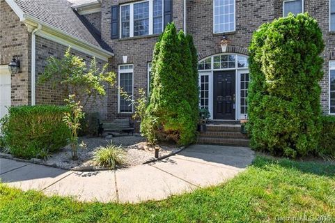 Previously sold for $480,000
