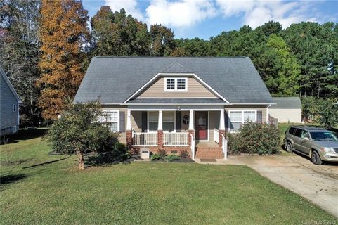 4082 Canvas Avenue