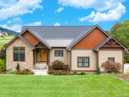 10 Falling Star Court sold home in Grand Highlands Waterford Lake, Fletcher, NC