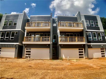 Previously sold for $537,000