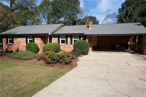 1512 Kensington Circle
