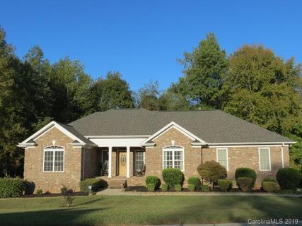 5580 S Oakmont Street sold home in West Oaks, Kannapolis, NC