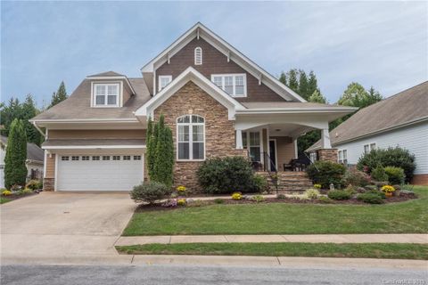 105 Carolina Bluebird Loop