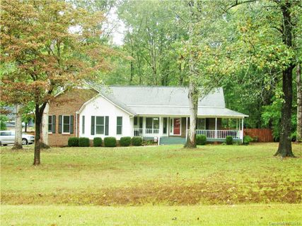 1320 Rabbit Run Road sold home in Briar Patch, York, SC