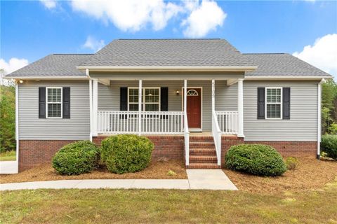 5705 Nathaneal Court sold home in Catawba Pointe, Hickory, NC