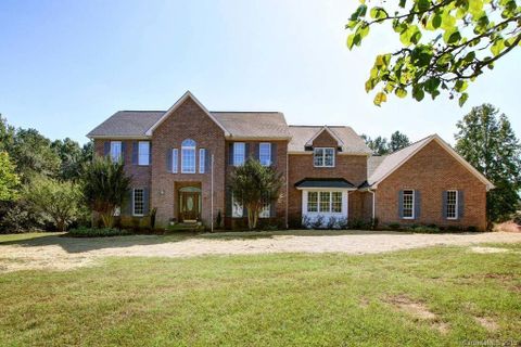 6303 Elk Trail