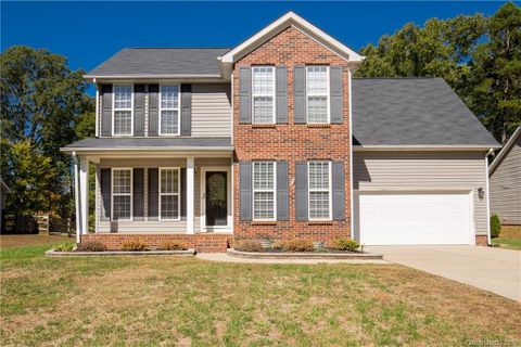 536 Stonehenge Drive