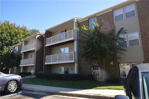 1638 Arlyn Circle M