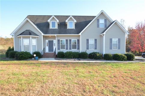 637 Luther Drive