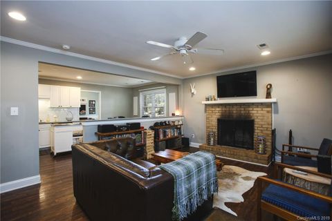 8113 Cricket Glen Court 9