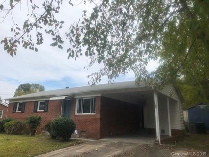 2210 Lyon Street sold home in Crawford Heights, Gastonia, NC