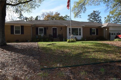520 Crestside Drive