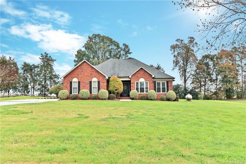 3221 Karen Lane