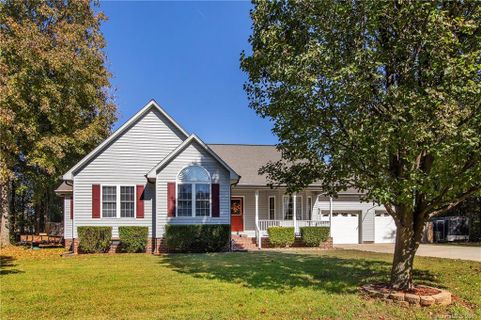 7612 Old Post Road