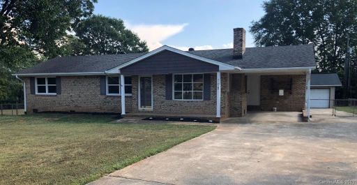 702 Windwood Drive