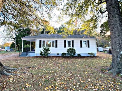 3435 1st Avenue Circle sold home in Westwood, Hickory, NC