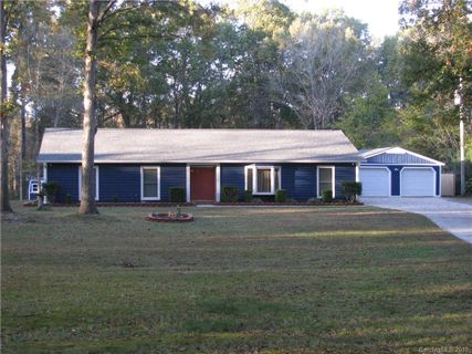 409 Autumn Drive sold home in Lake Monroe Estates, Monroe, NC