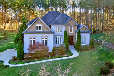 131 Winding Forest Drive
