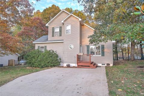 7781 Red Robin Trail sold home in Lake Haven, Denver, NC