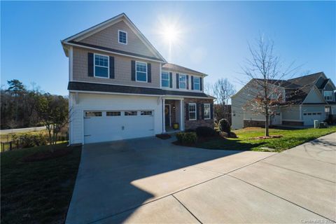 1207 Clover Lane