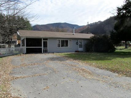 1533 Allens Creek Road sold home in Norman, Waynesville, NC