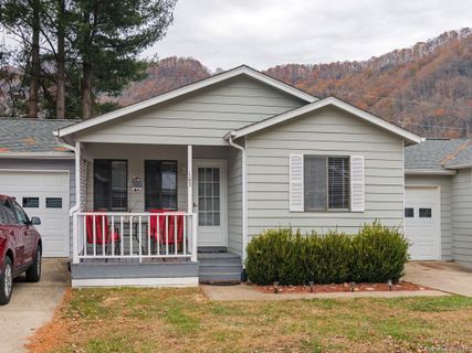 103 Market Street 217 sold home in Village Glen, Maggie Valley, NC