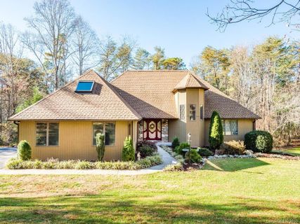 31 Sedgewood Court sold home in Sedgewood, Fairview, NC