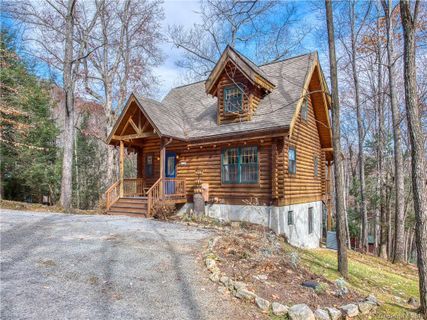 38 Robin Hood Lane