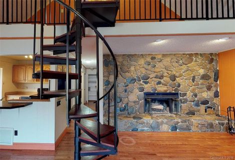 25 Countryside Estate sold home in Countryside Estates, Barnardsville, NC