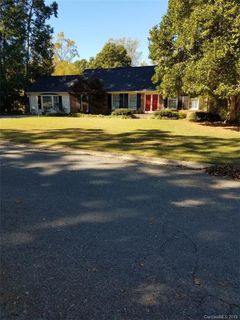 214 Windsor Drive sold home in Windsor, Shelby, NC