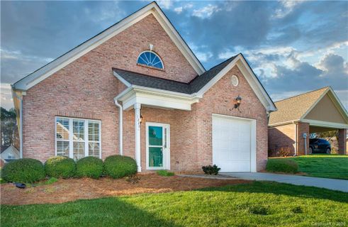 Previously sold for $226,000