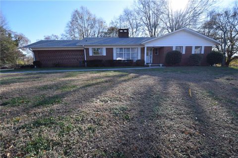843 6th Avenue sold home in Green Park, Hickory, NC