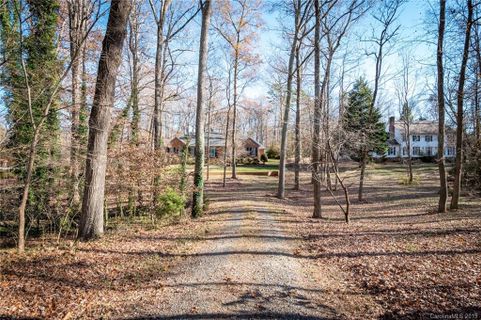 11019 Idlewild Road sold home in Brandonwood, Matthews, NC