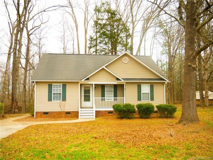 208 Flushing Drive sold home in Whipoorwill Estates, York, SC