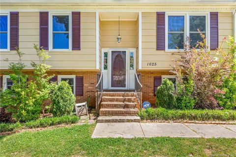 1625 Teddington Drive