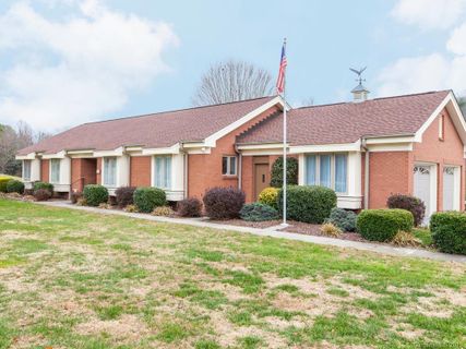 24 Beaumont Drive