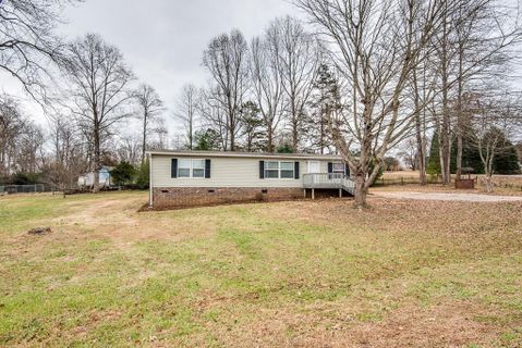 1174 Cheyenne Oaks Drive sold home in Cheyenne Oaks, Claremont, NC