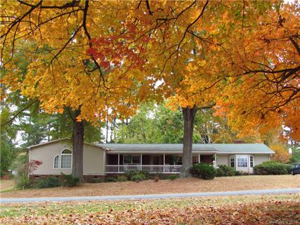 2406 Tanglewood Drive