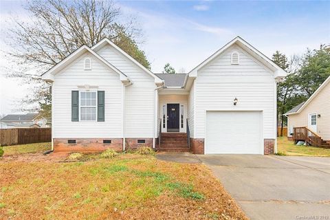 534 Strathclyde Way