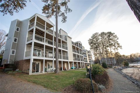 20407 Harborgate Court 410