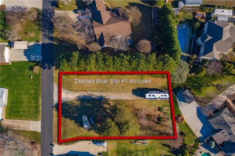 8135 Mountain Shore Drive sold home in Mountain Creek Shores, Sherrills Ford, NC