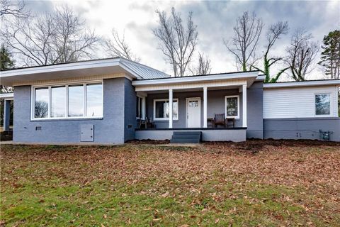 Previously sold for $256,000