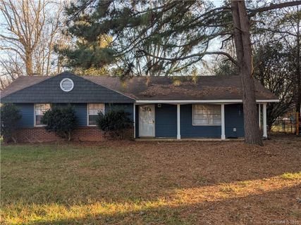 411 King John Circle