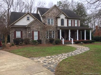 6333 Robin Hollow Drive